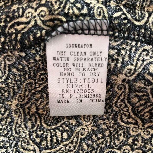 Entro Women’s Top Long Sleeve Black/Cream Lace Size Large - Picture 8 of 10